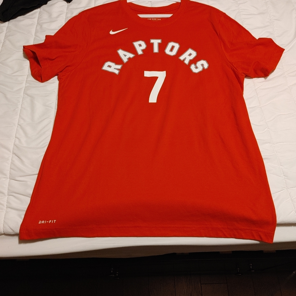 NWOT Nike Raptors DryFit